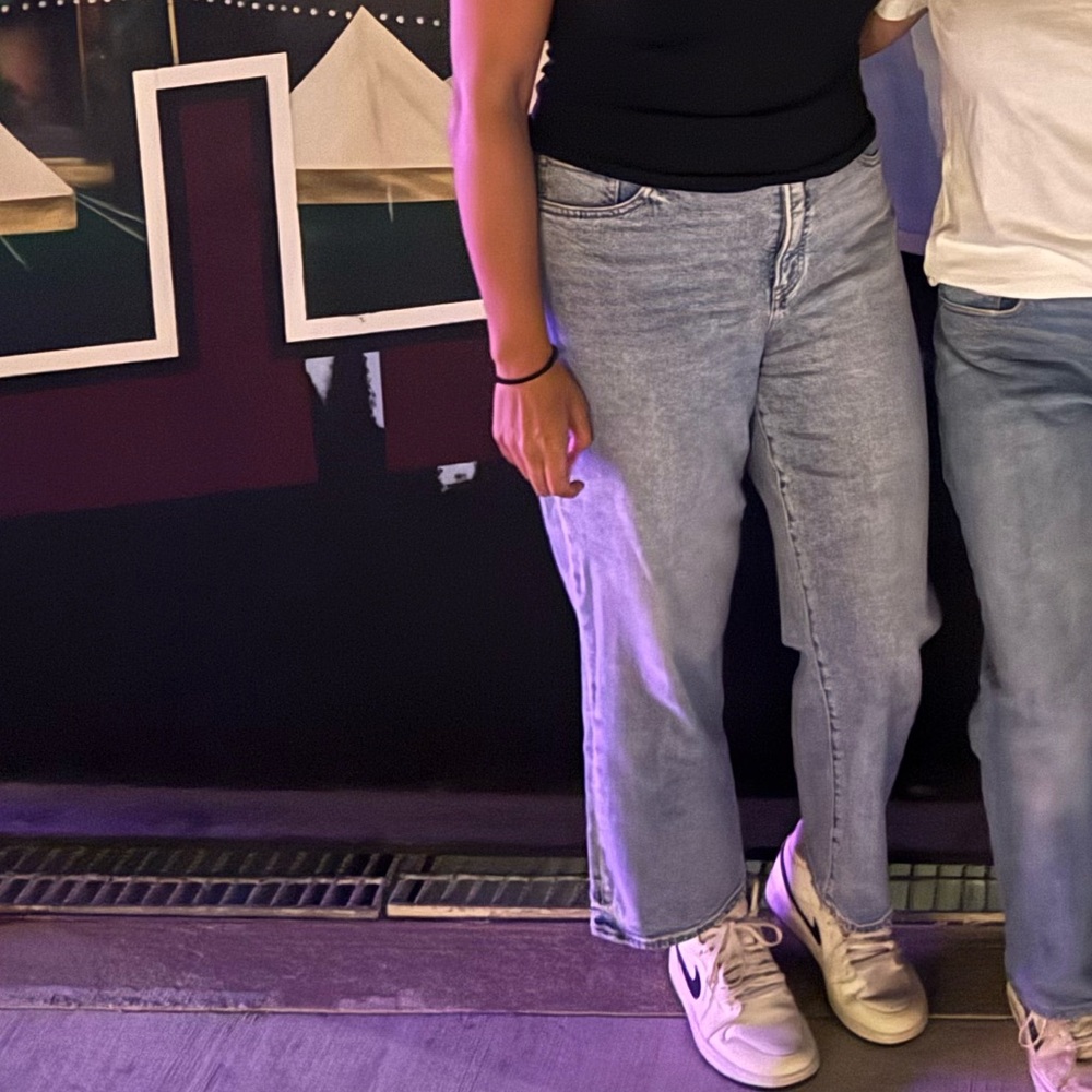 Express Jeans - Picture 3 of 3